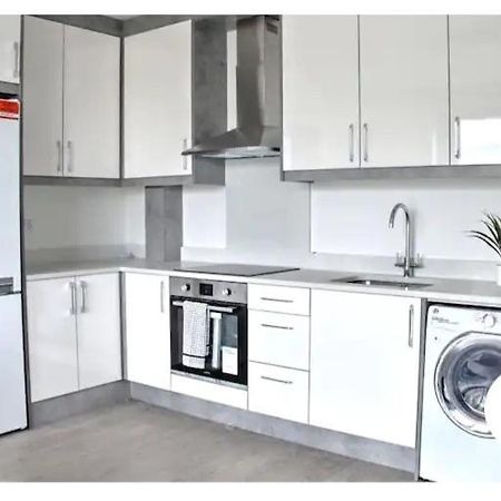 Cozy 2 Bedrooms Apartment Canvey Island Eksteriør bilde